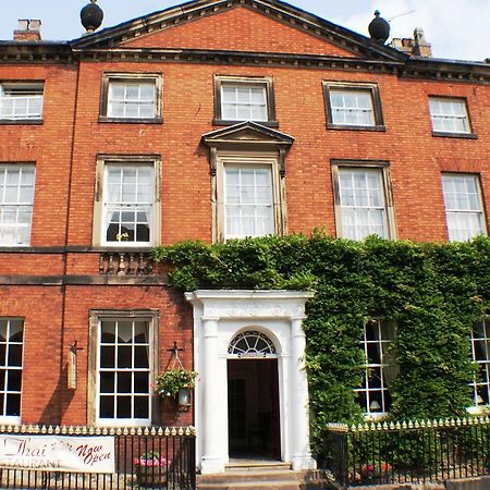 The Bank House Hotel Uttoxeter ภายนอก รูปภาพ